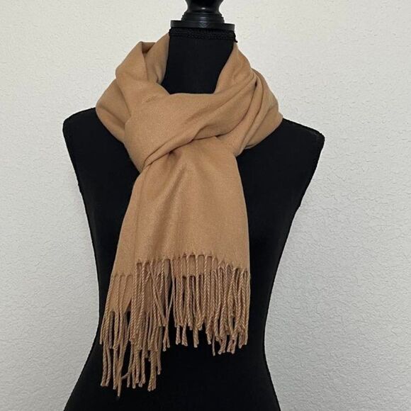 Soft warm scarf made of a mixture of acrylic and cashmere condition new … - Picture 1 of 8
